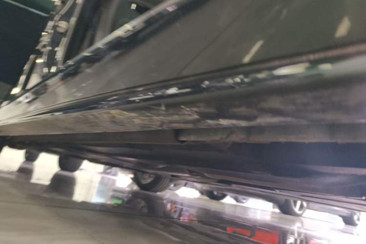 Used Jaguar XEL 2024 2.0T 250 PS R-DYNAMIC S Advanced Sport Edition Right Side Sill
