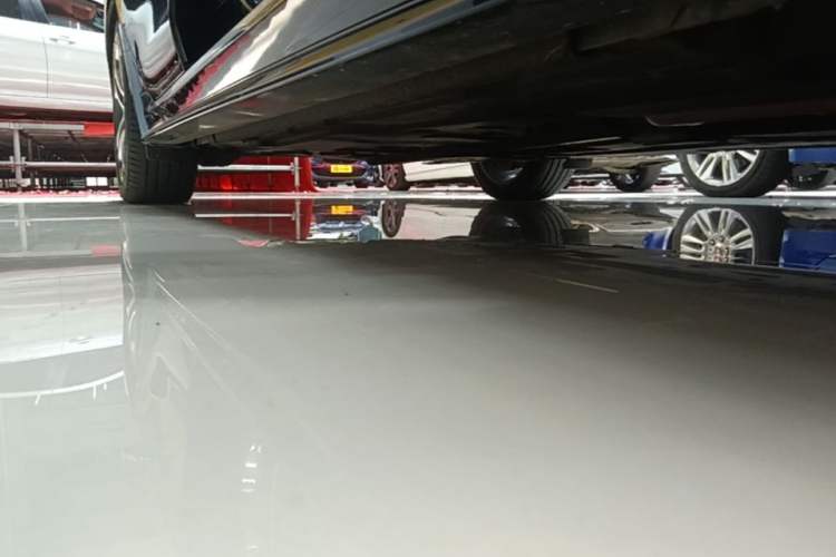 Used Jaguar XEL 2024 2.0T 250 PS R-DYNAMIC S Advanced Sport Edition Right Side Sill