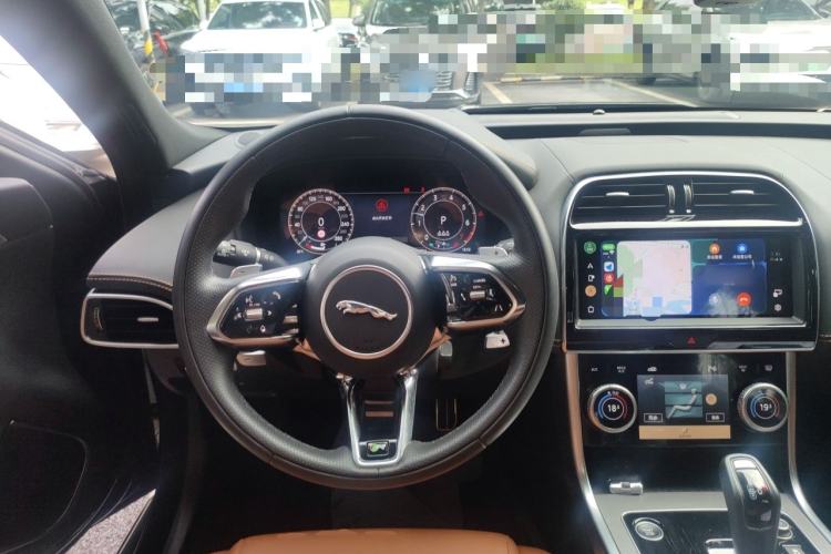 Used Jaguar XEL 2024 2.0T 250 PS R-DYNAMIC S Advanced Sport Edition Steering Wheel