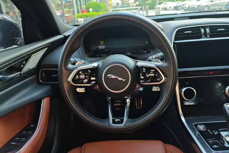 Used Jaguar XEL 2024 2.0T 250 PS R-DYNAMIC S Ebony Black Sport Edition Steering Wheel