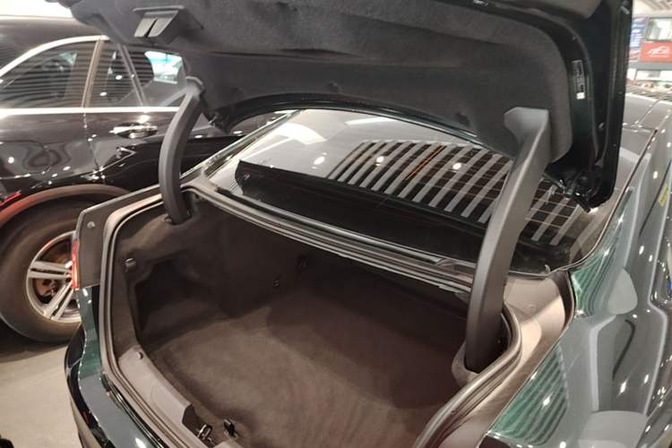Used Jaguar XEL 2024 2.0T 250 PS R-DYNAMIC S Advanced Sport Edition Trunk