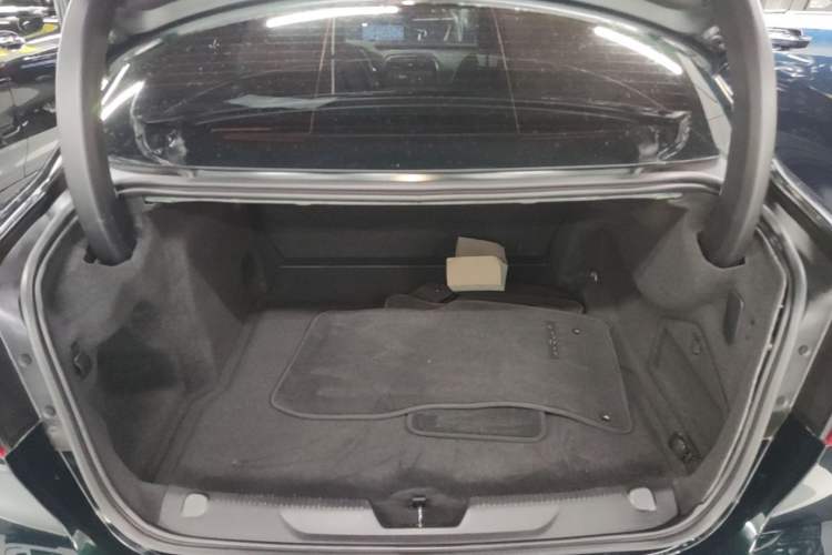 Used Jaguar XEL 2024 2.0T 250 PS R-DYNAMIC S Advanced Sport Edition Trunk