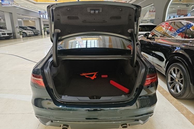 Used Jaguar XEL 2024 2.0T 250 PS R-DYNAMIC S Ebony Black Sport Edition Trunk
