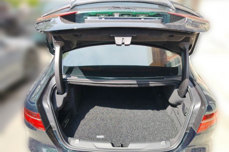 Used Jaguar XEL 2024 2.0T 250 PS R-DYNAMIC S Ebony Black Sport Edition Trunk