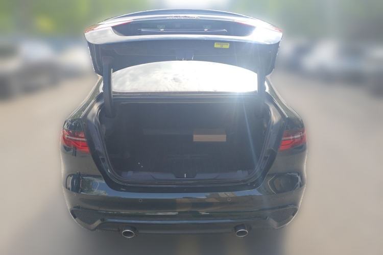 Used Jaguar XEL 2024 2.0T 250 PS R-DYNAMIC S Advanced Sport Edition Trunk