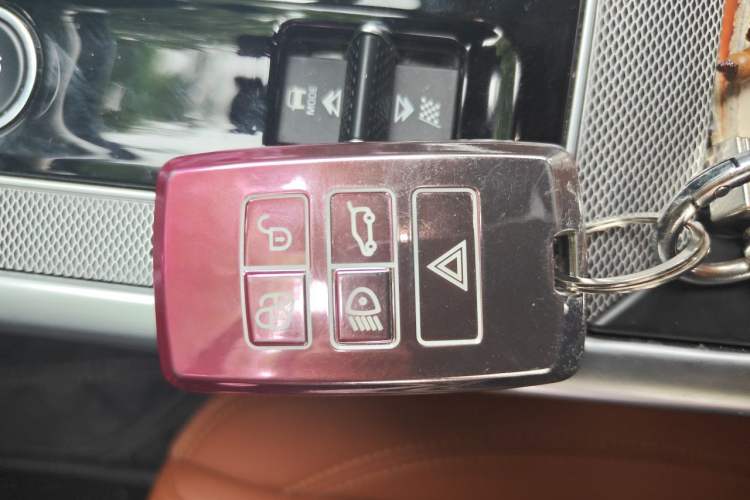 Used Jaguar XEL 2024 2.0T 250 PS R-DYNAMIC S Advanced Sport Edition Vehicle Key