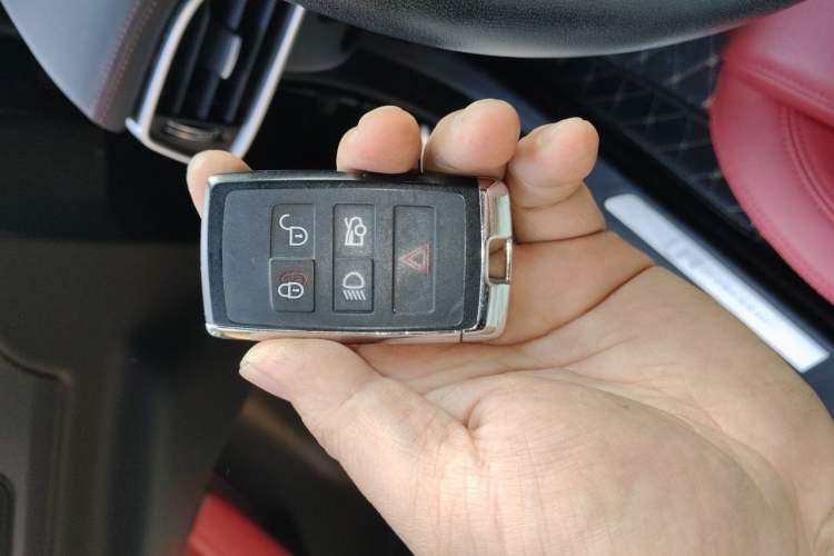 Used Jaguar XEL 2024 2.0T 250 PS R-DYNAMIC S Advanced Sport Edition Vehicle Key