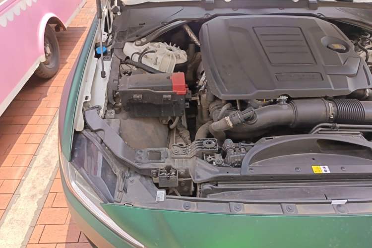 Used Jaguar XEL 2024 2.0T 250 PS R-DYNAMIC S Advanced Sport Edition Engine Bay Right