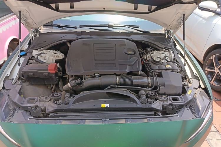 Used Jaguar XEL 2024 2.0T 250 PS R-DYNAMIC S Advanced Sport Edition Engine Bay