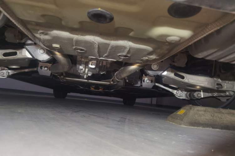 Used Jaguar XEL 2024 2.0T 250 PS R-DYNAMIC S Advanced Sport Edition Chassis Rear