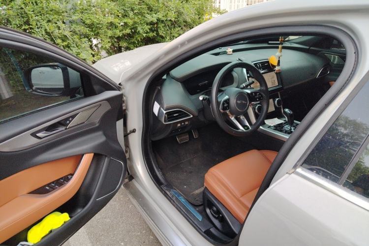 Used Jaguar XEL 2024 2.0T 250 PS R-DYNAMIC S Advanced Sport Edition Driver Seat