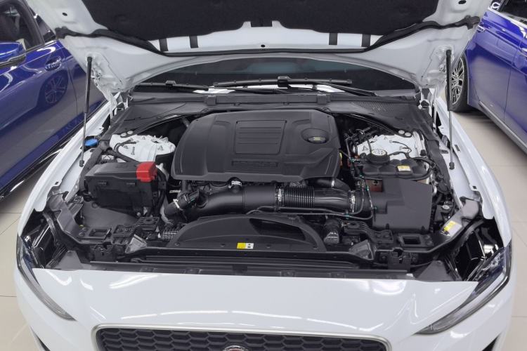 Used Jaguar XEL 2024 2.0T 250 PS R-DYNAMIC S Advanced Sport Edition Engine Bay