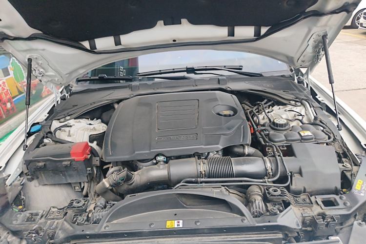 Used Jaguar XEL 2024 2.0T 250 PS R-DYNAMIC S Advanced Sport Edition Engine Bay