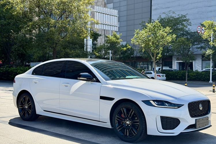 Used Jaguar XEL 2024 2.0T 250 PS R-DYNAMIC S Ebony Black Sport Edition Exterior 2