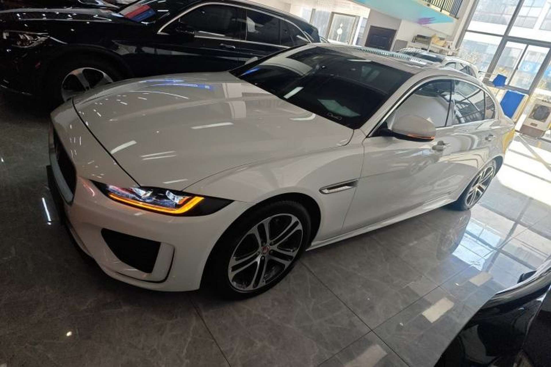 Used Jaguar XEL 2024 2.0T 250 PS R-DYNAMIC S Advanced Sport Edition Exterior 3