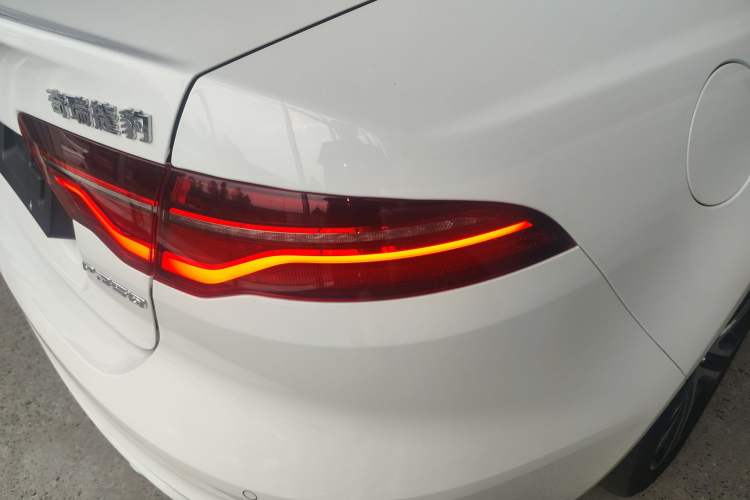 Used Jaguar XEL 2024 2.0T 250 PS R-DYNAMIC S Advanced Sport Edition Exterior 6