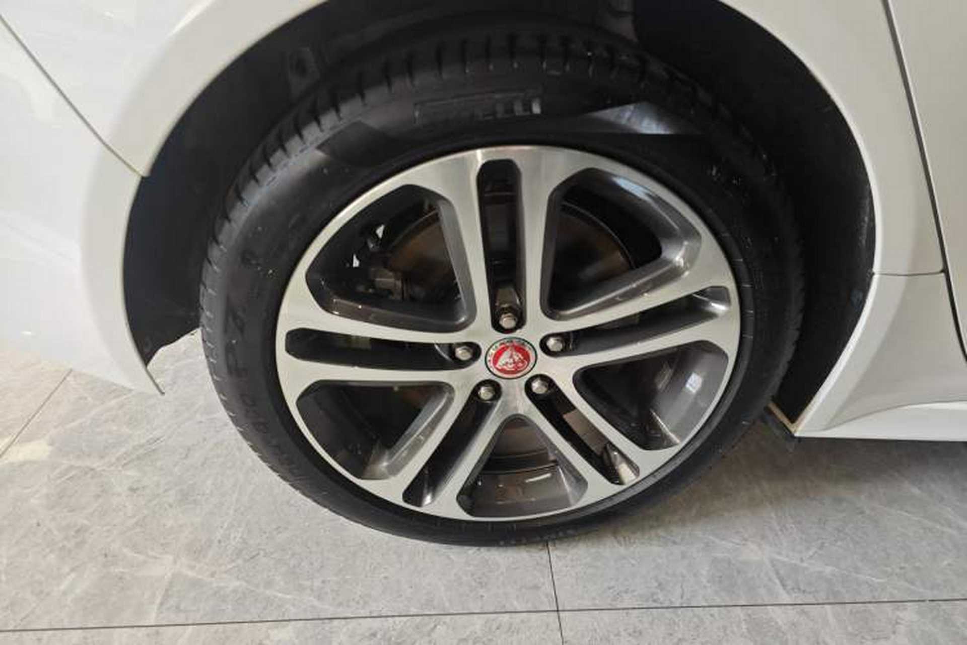 Used Jaguar XEL 2024 2.0T 250 PS R-DYNAMIC S Advanced Sport Edition Exterior 8