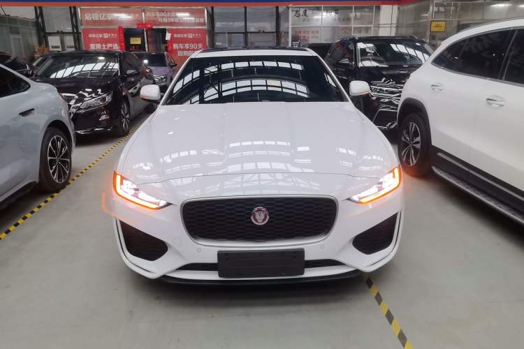 Used Jaguar XEL 2024 2.0T 250 PS R-DYNAMIC S Advanced Sport Edition Front