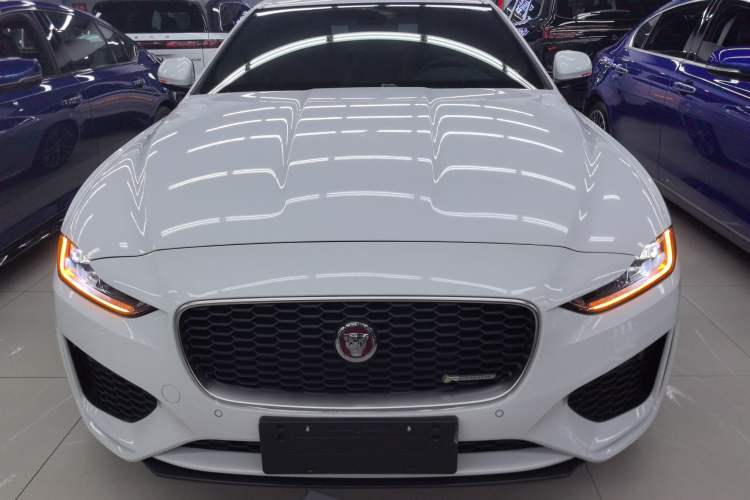 Used Jaguar XEL 2024 2.0T 250 PS R-DYNAMIC S Advanced Sport Edition Front
