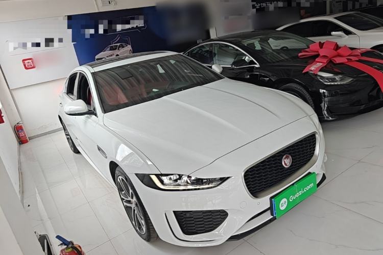 Used Jaguar XEL 2024 2.0T 250 PS R-DYNAMIC S Advanced Sport Edition Front Right 45 Deg