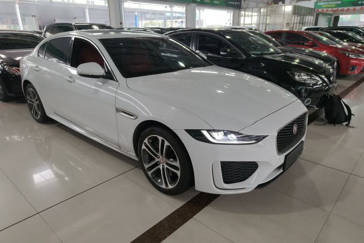 Used Jaguar XEL 2024 2.0T 250 PS R-DYNAMIC S Advanced Sport Edition Front Right 45 Deg