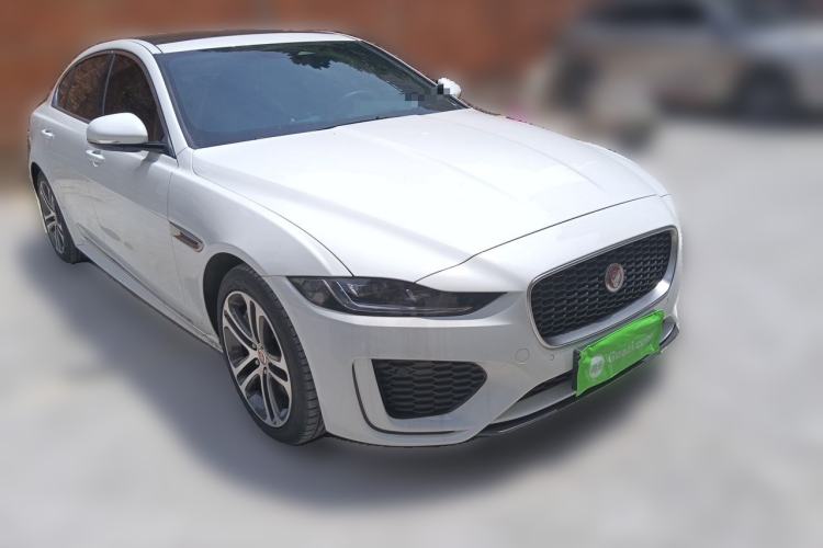Used Jaguar XEL 2024 2.0T 250 PS R-DYNAMIC S Advanced Sport Edition Front Right 45 Deg