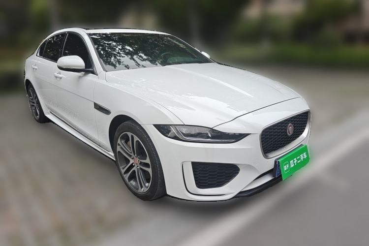 Used Jaguar XEL 2024 2.0T 250 PS R-DYNAMIC S Advanced Sport Edition Front Right 45 Deg