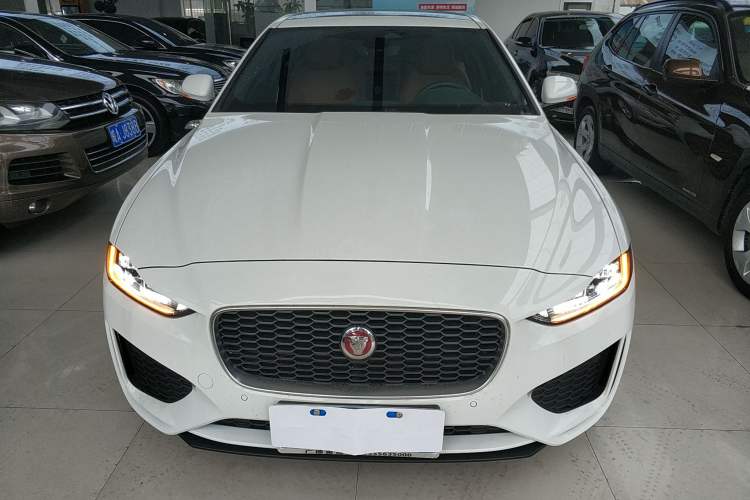 Used Jaguar XEL 2024 2.0T 250 PS R-DYNAMIC S Advanced Sport Edition Front