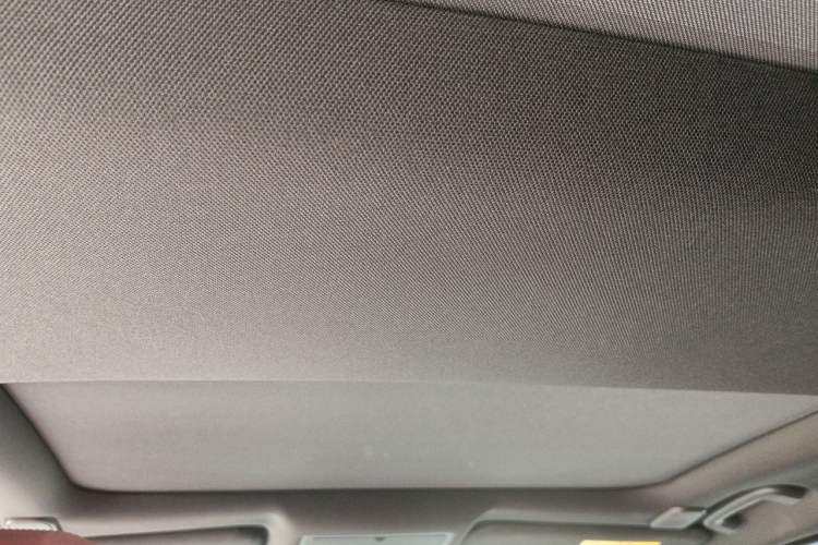 Used Jaguar XEL 2024 2.0T 250 PS R-DYNAMIC S Advanced Sport Edition Headliner
