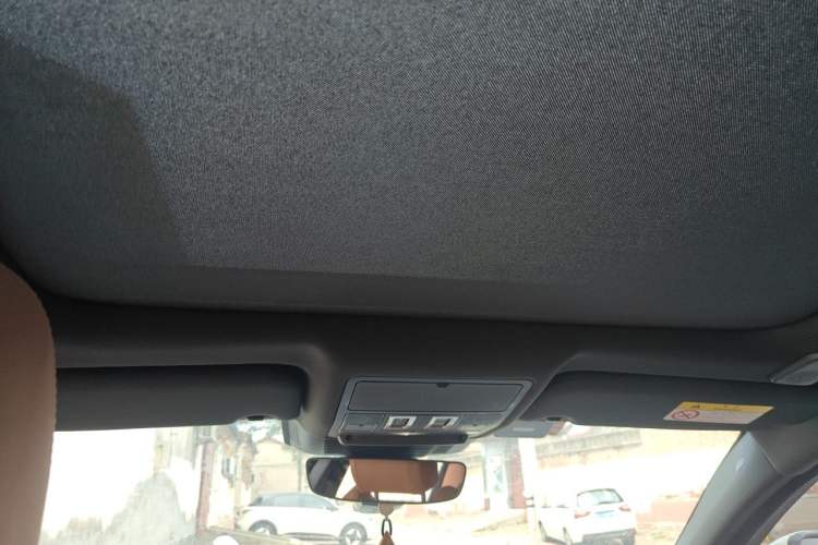 Used Jaguar XEL 2024 2.0T 250 PS R-DYNAMIC S Advanced Sport Edition Headliner