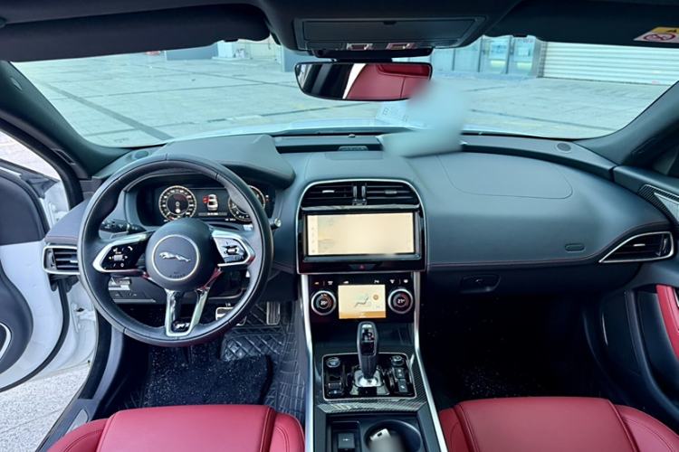 Used Jaguar XEL 2024 2.0T 250 PS R-DYNAMIC S Ebony Black Sport Edition Interior 1