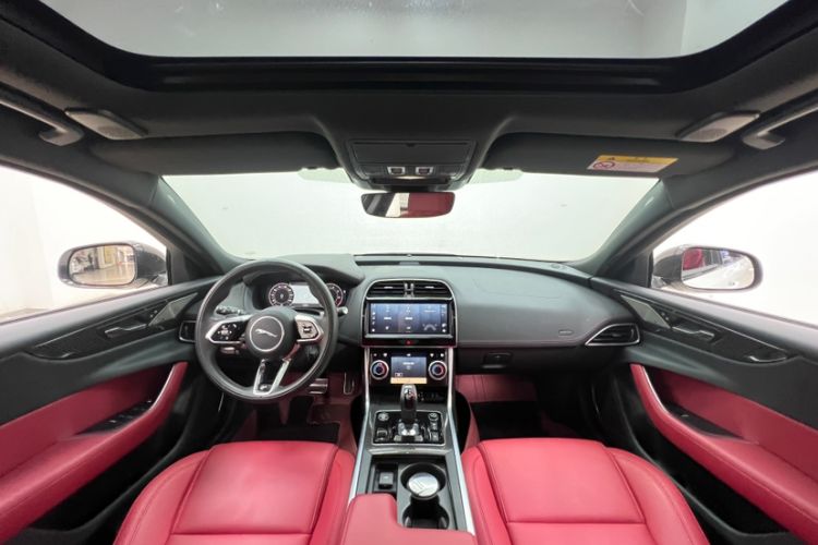 Used Jaguar XEL 2024 2.0T 250 PS R-DYNAMIC S Ebony Black Sport Edition Interior 1