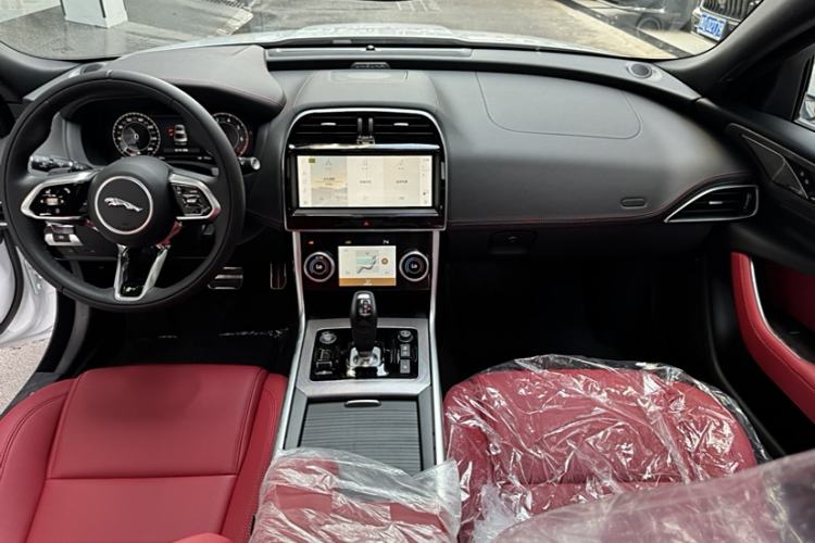 Used Jaguar XEL 2024 2.0T 250 PS R-DYNAMIC S Advanced Sport Edition Interior 3
