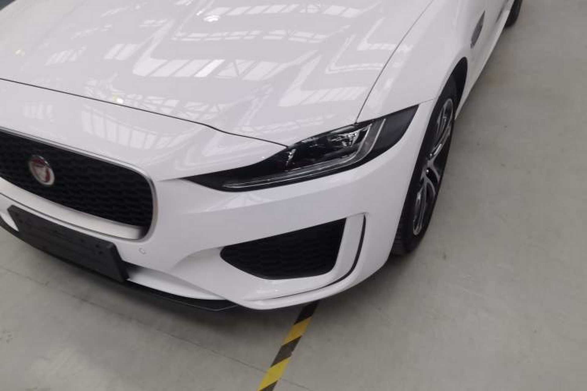 Used Jaguar XEL 2024 2.0T 250 PS R-DYNAMIC S Advanced Sport Edition Left Front Headlight