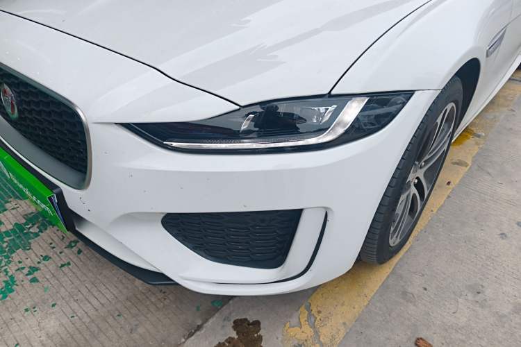 Used Jaguar XEL 2024 2.0T 250 PS R-DYNAMIC S Advanced Sport Edition Left Front Headlight