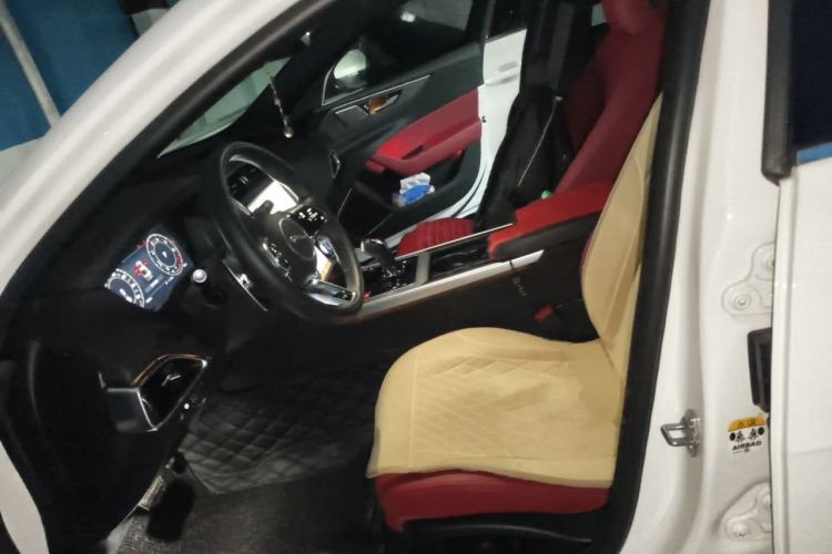 Used Jaguar XEL 2024 2.0T 250 PS R-DYNAMIC S Advanced Sport Edition Left Front Seat