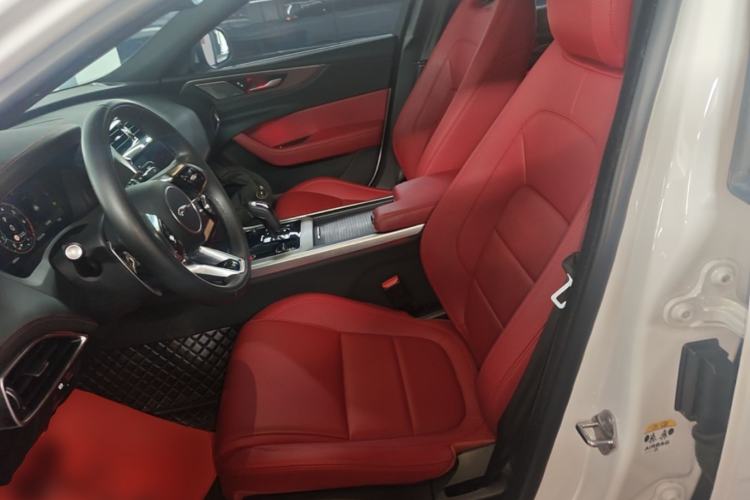 Used Jaguar XEL 2024 2.0T 250 PS R-DYNAMIC S Advanced Sport Edition Left Front Seat