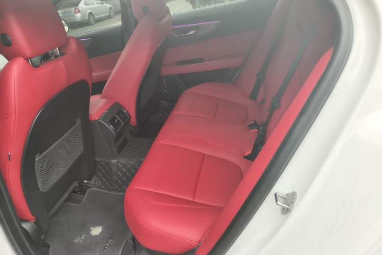 Used Jaguar XEL 2024 2.0T 250 PS R-DYNAMIC S Advanced Sport Edition Left Rear Seat