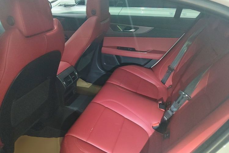 Used Jaguar XEL 2024 2.0T 250 PS R-DYNAMIC S Advanced Sport Edition Left Rear Seat