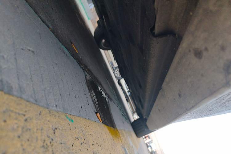 Used Jaguar XEL 2024 2.0T 250 PS R-DYNAMIC S Advanced Sport Edition Left Side Sill