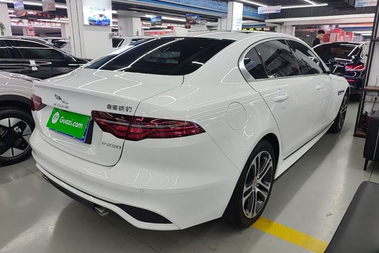 Used Jaguar XEL 2024 2.0T 250 PS R-DYNAMIC S Advanced Sport Edition Rear Right 45 Deg