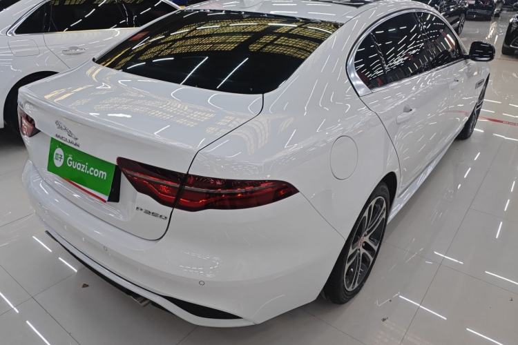 Used Jaguar XEL 2024 2.0T 250 PS R-DYNAMIC S Advanced Sport Edition Rear Right 45 Deg