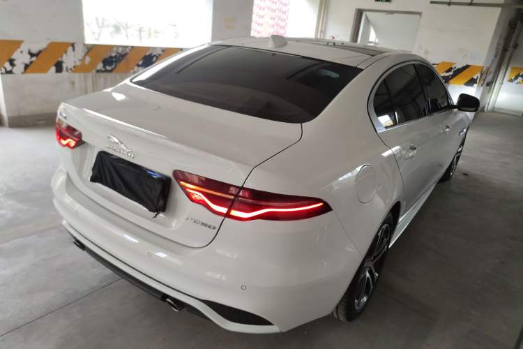 Used Jaguar XEL 2024 2.0T 250 PS R-DYNAMIC S Advanced Sport Edition Rear Right 45 Deg