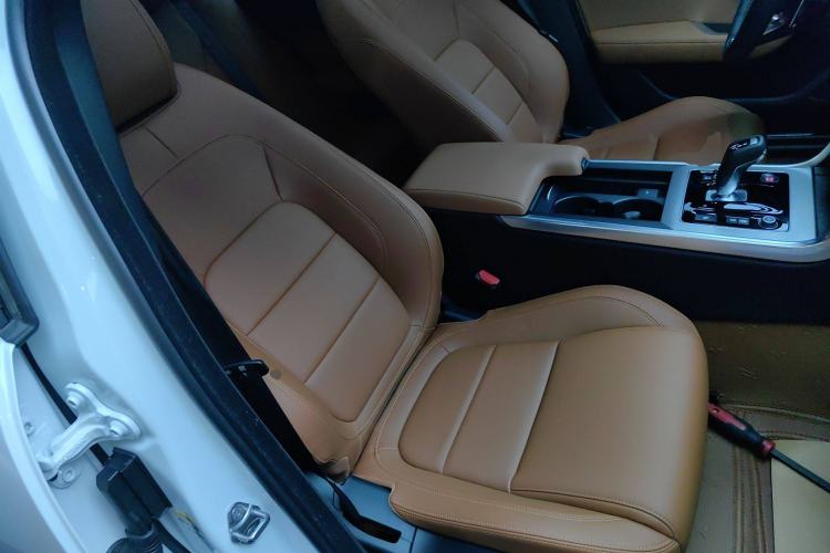 Used Jaguar XEL 2024 2.0T 250 PS R-DYNAMIC S Advanced Sport Edition Right Front Seat