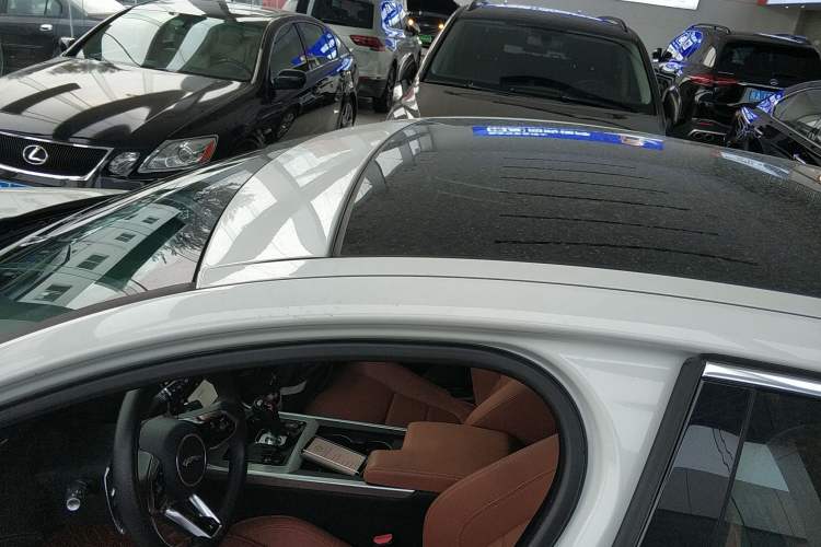 Used Jaguar XEL 2024 2.0T 250 PS R-DYNAMIC S Advanced Sport Edition Roof