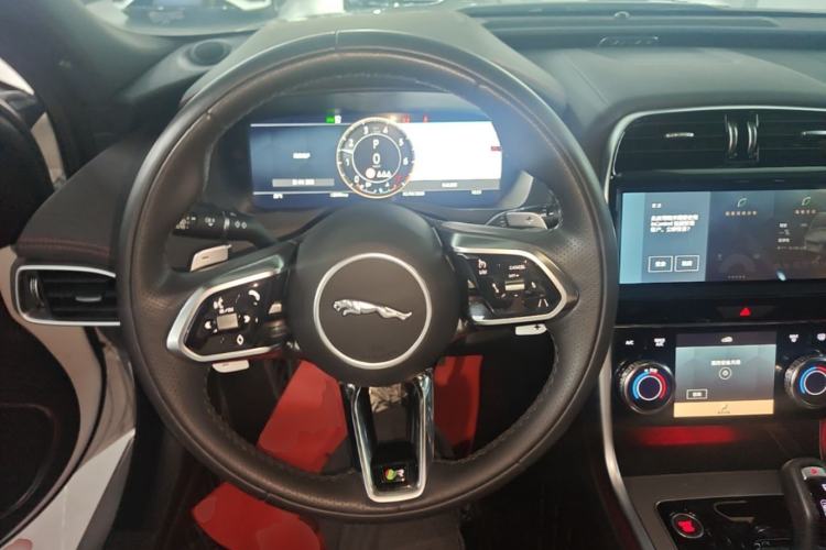 Used Jaguar XEL 2024 2.0T 250 PS R-DYNAMIC S Advanced Sport Edition Steering Wheel
