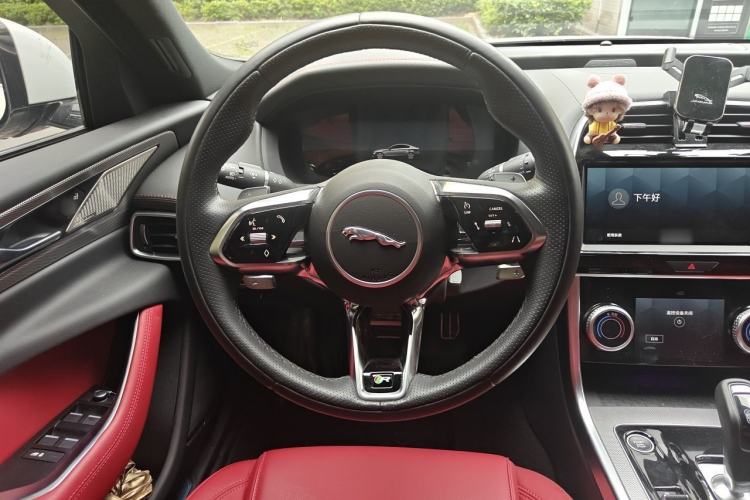 Used Jaguar XEL 2024 2.0T 250 PS R-DYNAMIC S Advanced Sport Edition Steering Wheel