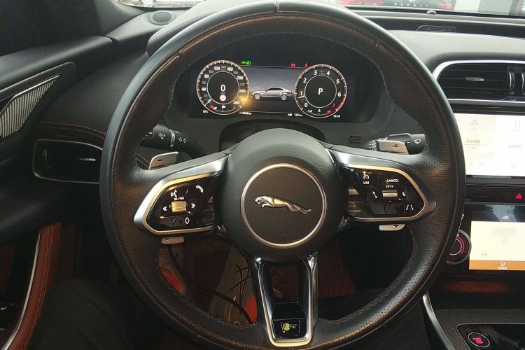 Used Jaguar XEL 2024 2.0T 250 PS R-DYNAMIC S Advanced Sport Edition Steering Wheel
