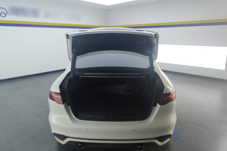 Used Jaguar XEL 2024 2.0T 250 PS R-DYNAMIC S Advanced Sport Edition Trunk