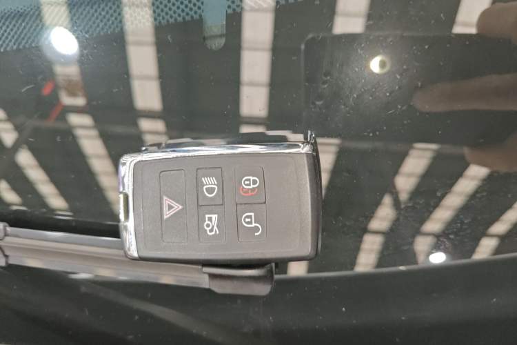 Used Jaguar XEL 2024 2.0T 250 PS R-DYNAMIC S Advanced Sport Edition Vehicle Key